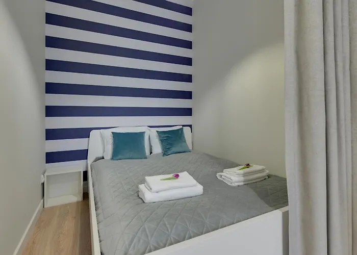 Plaza 41 Blue Bay By Triapart