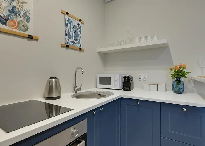 Plaza 41 Blue Bay By Triapart Danzig